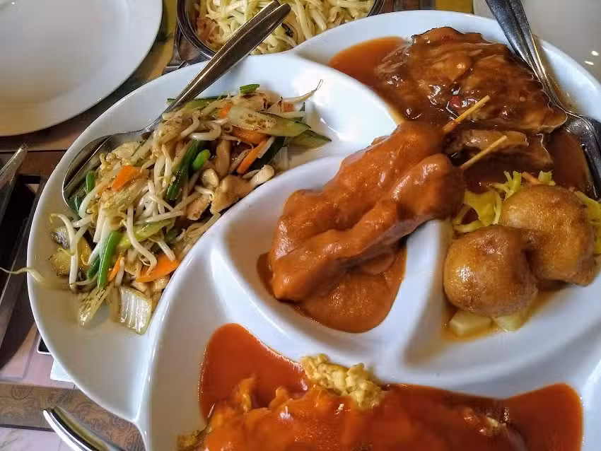 Chin. Specialiteiten Restaurant Happy Boeddha