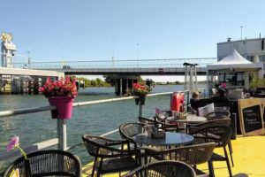 Cocktail en speciaalbiercafe &rsquo;t Ponton