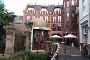 Cr&egrave;me Den Bosch