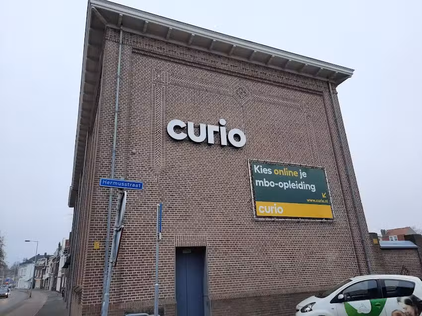 Curio &ndash; restaurant Canise