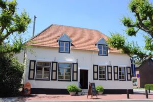 De Auw Pastorie Born