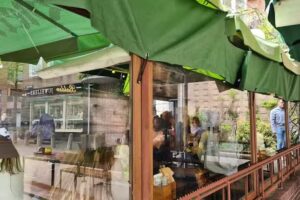 De Biertuin Linnaeusstraat