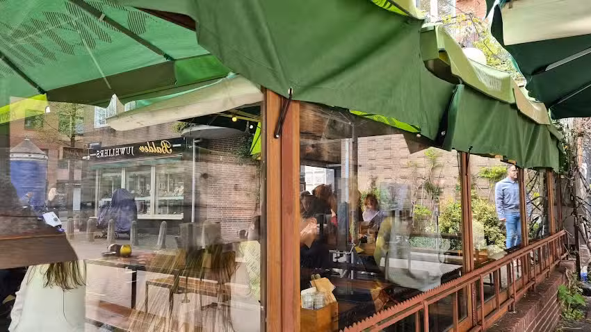 De Biertuin Linnaeusstraat