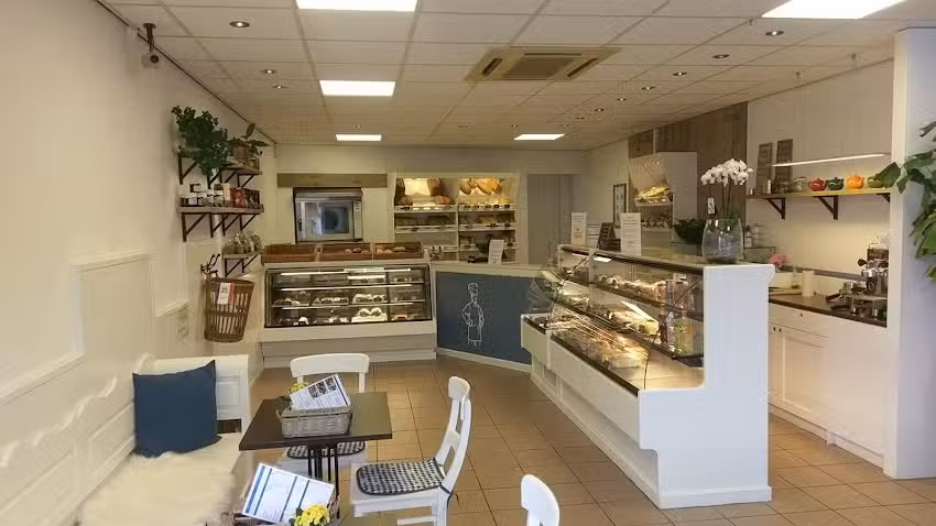 De Buurtbakker Britt & Henri