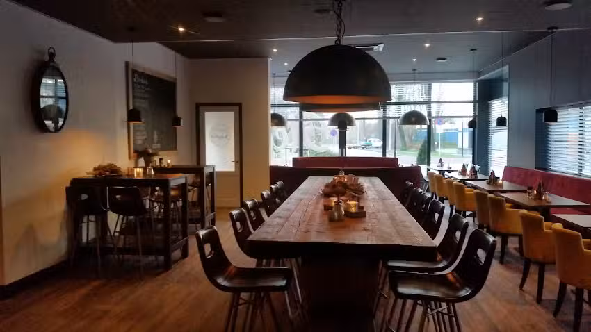 De Dikke Draai | Surhuisterveen | Restaurant | Bowling | Zalen | Cafetaria