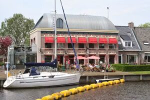 De Dream Galerie en Kunstcaf&eacute; / Restaurant