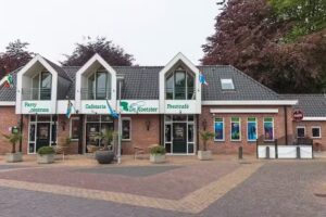 De Koetsier partycentrum-cafetaria-feestcafe