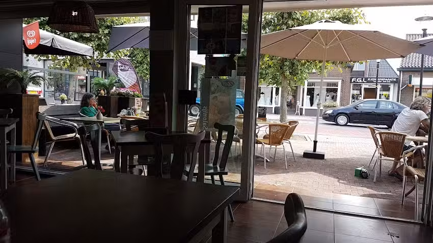 De Smulpaap lunch en diner