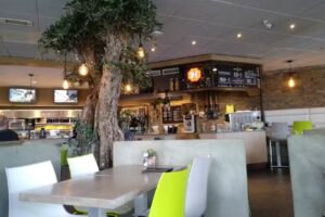 De Snackbar lunch and dinner