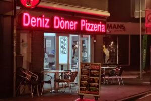 Deniz D&ouml;ner & Pizzeria