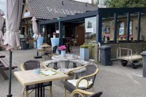 Dirk en Anneke Eveleens Palingrokerij