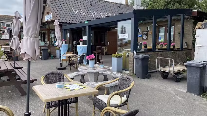 Dirk en Anneke Eveleens Palingrokerij