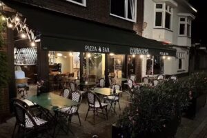 Django&rsquo;s Pizza & Bar🍕