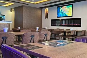 D&ouml;ner Home Burgum | Grillroom &bull; Pizzeria 𝘌𝘴𝘵. 𝟤𝟢𝟣𝟧