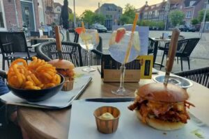 Dr. Feelgood&rsquo;s Burgers