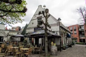 Eet- en Drinkgelegenheid Puur Smaeck