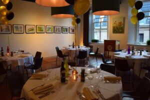 Eet-Lokaal | Caf&eacute;, Restaurant & Zalen