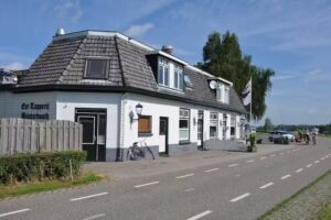 Eet Tapperij Bijsterbosch