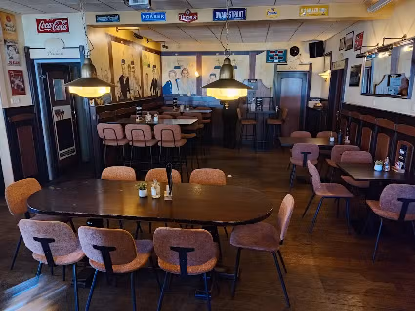 Eetcaf&eacute; &ndash; Cafetaria &ndash; Zalencentrum Dwars