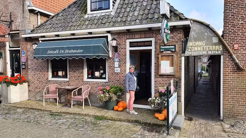 Eetcaf&eacute; de Brabander