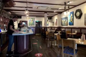 eetcaf&eacute; De Lamoraal