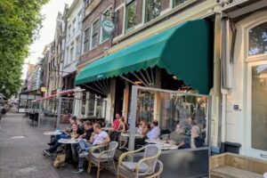 Eetcaf&eacute; de Sjampetter