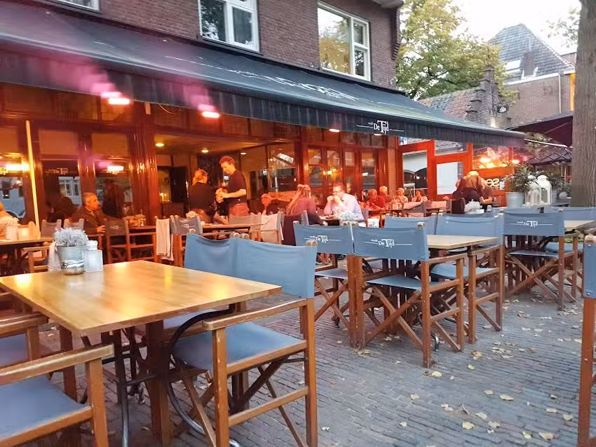 Eetcaf&eacute; De Tijd