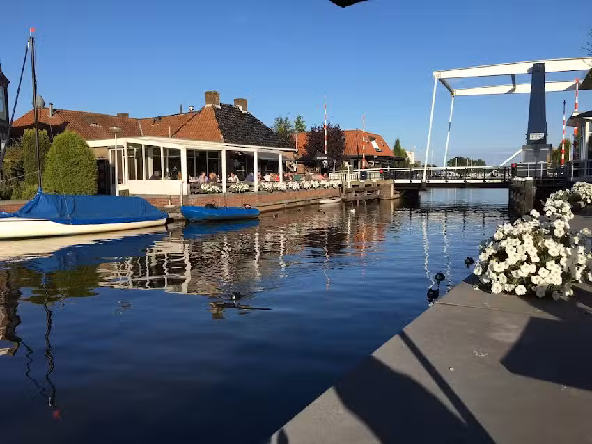 Eetcaf&eacute; Dikke Tut