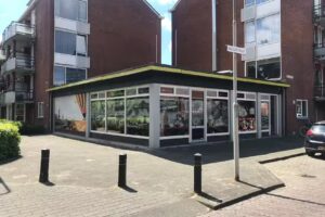 Eetcaf&eacute; Ottoman