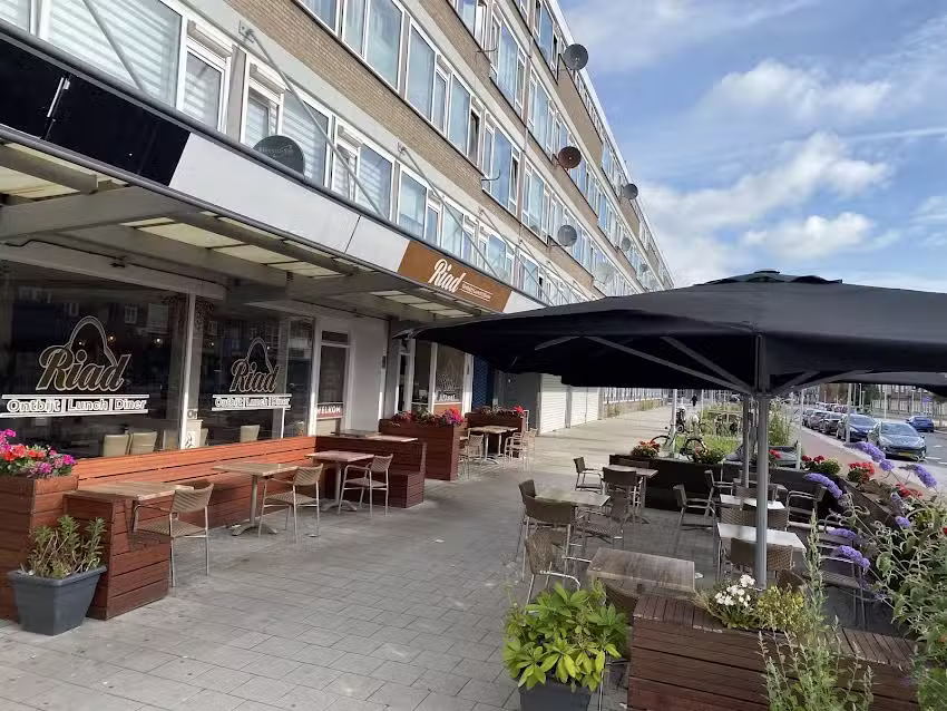 Eetcaf&eacute; Riad
