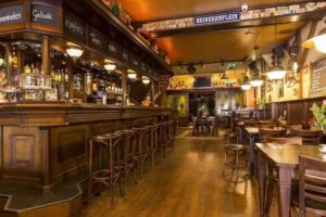 Eetcaf&eacute; Rumours