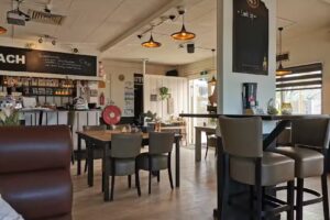 Eetcaf&eacute; @ the Beach