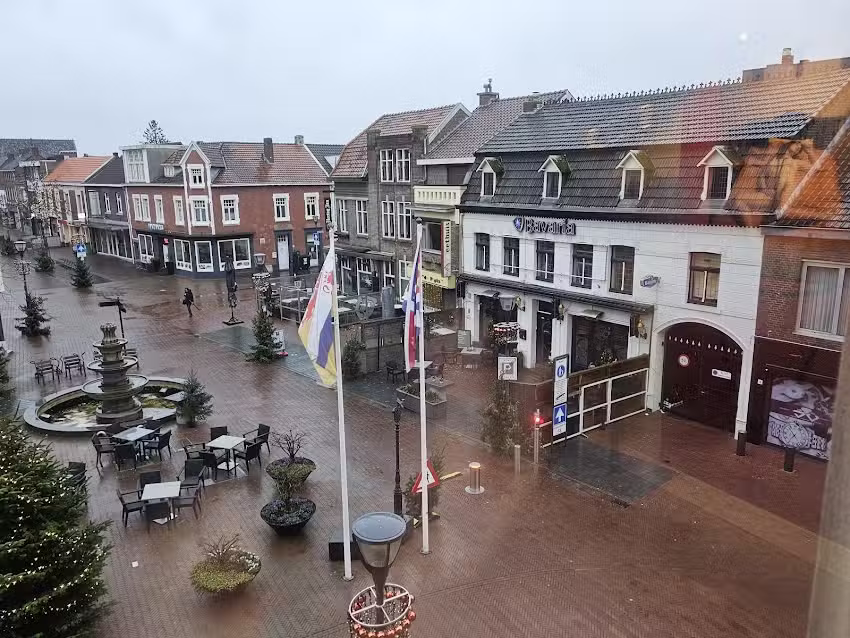 Eethuis De Plats Sushi & Chinese Gerecht & Cafetaria
