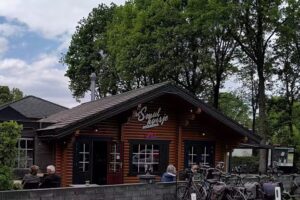 Eetsaloon Snackcounter Het Smulhuisje