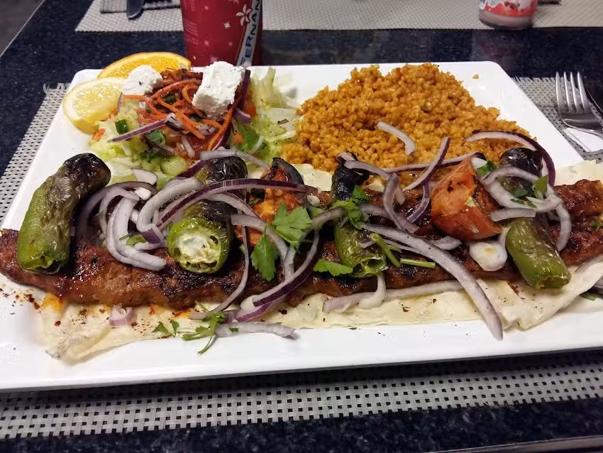 Elite Plaza | 100% Halal