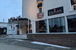 Emma | Dinner & Drinks