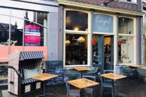 Engel Winkelcaf&eacute;