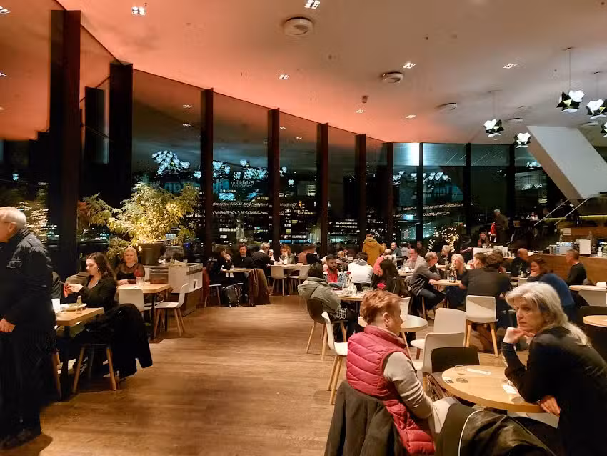 Eye Bar & Restaurant