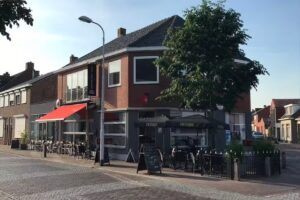 Fietscafe en feestzaal Sint Benedictus / Confiserie De Pekker Nieuw-Namen