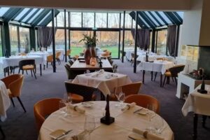 Forrest hotel restaurant de Tuinkamer is verhuisd naar Almere Haven en heet nu: Lunchroom “Zoals van Ouds!”…