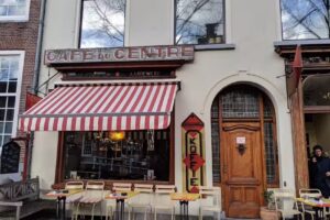 Galerie &lsquo;Uit De Kunst&rsquo;