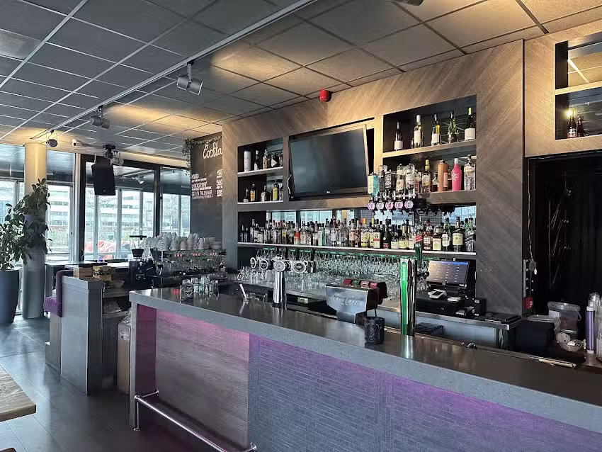 Gold Coast Restaurant & Loungebar