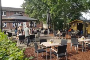 Grand Caf&eacute; 1466