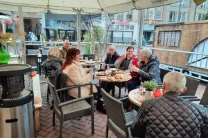 Grand caf&eacute; Chagall