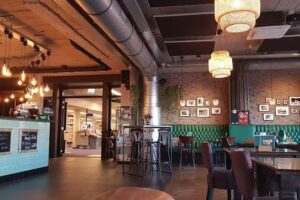 Grand Caf&eacute; De Bank