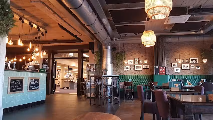 Grand Caf&eacute; De Bank