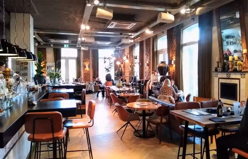 Grand Caf&eacute; De Lindenhof