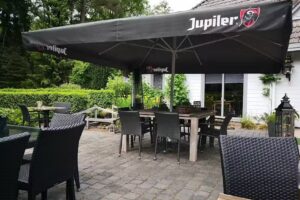 Grand Caf&eacute; De Reebok