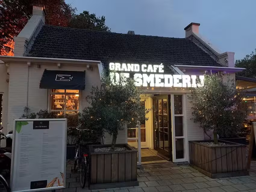 Grand Caf&eacute; de Smederij