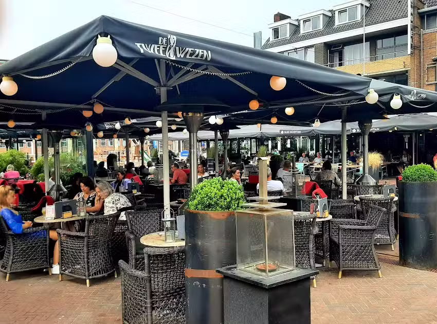 Grand-Caf&eacute; De Twee Wezen